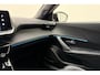 Peugeot e-2008 EV GT 50 kWh 1-Fase | Navigatie | Apple Carplay & Android Auto | Full LED | Parkeersensoren voor & achter | Camera | 3D-Cockpit