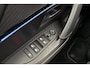 Peugeot e-2008 EV GT 50 kWh 1-Fase | Navigatie | Apple Carplay & Android Auto | Full LED | Parkeersensoren voor & achter | Camera | 3D-Cockpit