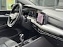Volkswagen Golf 1.5 TSI Life Business/CARPLAY/CAMERA/SFEERVERLICHTING/NL-AUTO NAP!!