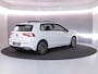 Volkswagen Golf 1.4 eHybrid Style 204 pk Automaat (DSG) | Navigatie | Panoramadak | Parkeersensoren (Park assist) | Achteruitrijcamera | Stoelverwarming | Head-up display |