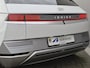 Hyundai Ioniq 5 Lounge 73kWh Automaat / Accu SOH 100% / Fabrieksgarantie tot 11-2026 / Dealer onderhouden / Trekhaak aneembaar / WLTP 451 km / CCS snelladen / Warmtepomp / Stuur-, Stoel en Achterbank verwarming / Adaptief CC /