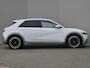 Hyundai Ioniq 5 Lounge 73kWh Automaat / Accu SOH 100% / Fabrieksgarantie tot 11-2026 / Dealer onderhouden / Trekhaak aneembaar / WLTP 451 km / CCS snelladen / Warmtepomp / Stuur-, Stoel en Achterbank verwarming / Adaptief CC /