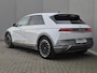 Hyundai Ioniq 5 Lounge 73kWh Automaat / Accu SOH 100% / Fabrieksgarantie tot 11-2026 / Dealer onderhouden / Trekhaak aneembaar / WLTP 451 km / CCS snelladen / Warmtepomp / Stuur-, Stoel en Achterbank verwarming / Adaptief CC /