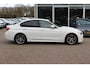 BMW 3-Serie 330e Centennial High Exe. M Sport. / NL Auto / Dealer onderhouden / Navi Proff. / Leder / 18'' / Stoelverwarming / Cruise Control