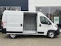 Peugeot Boxer GB 2.2 140PK BlueHDi L2H2 35 Zwaar | Navigatie | Apple Carplay & Android Auto | Verzwaarde vering | DAB+ | Climate control | Cruise control | Trekhaak