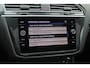 Volkswagen Tiguan Allspace 1.5 TSI Highline Business R-line / Panoramadak / Camera / Keyless / 20'' / Navigatie / Virtual Cockpit / Stoelverwarming / DAB / Dodehoek / ACC