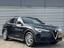 Alfa Romeo Stelvio 2.0 Turbo 200PK Automaat AWD Super Navigatie | Lederpakket met elektrische stoelen en geheugen | Stoel-Stuurwielverwarming