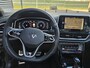 Volkswagen T-Roc 1.5 TSI R-Line Carpass/Pano/Massage/DSG/Keyless/Full Dealer onderhouden!