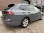 Volkswagen Golf Variant 1.0 eTSI Life / Cruise control adaptief / NAVI + Apple CarPlay - Android / Stuur-Stoel Verwarming + Veloer