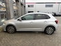 Volkswagen Polo 1.0 TSI Life Edition | Apple Carplay | Stoelverwarming | A-uitrijcamera | Climatronic | 15 inch LMV |