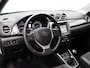 Suzuki Vitara 1.4 Boosterjet Style Smart Hybrid | Navigatie | Parkeersensoren voor en achter | Stoelverwarming | Trekhaak |