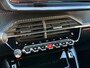 Peugeot 208 GT Pack Alcantara Sportstoelen | Stoeverwarming | Panorama dak | Cruise Control | Airco | NAVI Fullscreen | Apple Carplay/ Android Auto