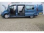 Renault Trafic 2.0-145pk dCi T29 L2H1 dubb. cabine Comfort. Erg nette Renault Trafic mèt dubbele cabine. Bijrijdersstoel, camera, LED verl., navigatie, tel. voorb., cruise control, airco, metallic lak, schuifdeur li+re, LM wielen, side bars, laadruimte betimmerd, trekhaak etc.