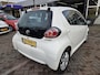 Toyota Aygo 1.0-12V Comfort NETTE AUTO RIJDT EN SCHAKELT GOED