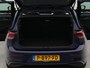 Volkswagen Golf 1.5 TSI Life | Apple Carplay & Android Auto | Adaptive Cruise Control | Keyless Start | DAB | Parkeersensoren Voor én Achter |
