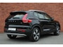 Volvo XC40 T2 Automaat Business Pro | Semi-Elektrische Trekhaak | Parkeercamera | Verwarmbare Voorstoelen + Stuurwiel | Navigatie | Adaptieve Cruise Control | BLIS Dodehoekdetectie | Apple Carplay/ Android Auto