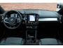 Volvo XC40 T2 Automaat Business Pro | Semi-Elektrische Trekhaak | Parkeercamera | Verwarmbare Voorstoelen + Stuurwiel | Navigatie | Adaptieve Cruise Control | BLIS Dodehoekdetectie | Apple Carplay/ Android Auto
