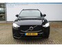 Volvo XC60 2.0 T6 Plug-in hybrid AWD Ultra Dark | Panorama dak | Elektrisch wegklapbare trekhaak | Stoel/stuur verwarming | Harman/Kardon Audiosysteem | Stoelventilatie | 360* Camera | Elektrisch verstelbare stoelen met memory | Achterbank Adaptive cruise | Climate controle | Apple CarPlay/Android Auto | Keyless entry/start | Dodehoek detectie |