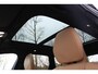 Volvo XC60 2.0 T6 Plug-in hybrid AWD Ultra Dark | Panorama dak | Elektrisch wegklapbare trekhaak | Stoel/stuur verwarming | Harman/Kardon Audiosysteem | Stoelventilatie | 360* Camera | Elektrisch verstelbare stoelen met memory | Achterbank Adaptive cruise | Climate controle | Apple CarPlay/Android Auto | Keyless entry/start | Dodehoek detectie |