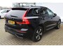 Volvo XC60 2.0 T6 Plug-in hybrid AWD Ultra Dark | Panorama dak | Elektrisch wegklapbare trekhaak | Stoel/stuur verwarming | Harman/Kardon Audiosysteem | Stoelventilatie | 360* Camera | Elektrisch verstelbare stoelen met memory | Achterbank Adaptive cruise | Climate controle | Apple CarPlay/Android Auto | Keyless entry/start | Dodehoek detectie |