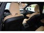 Volvo XC60 2.0 T6 Plug-in hybrid AWD Ultra Dark | Panorama dak | Elektrisch wegklapbare trekhaak | Stoel/stuur verwarming | Harman/Kardon Audiosysteem | Stoelventilatie | 360* Camera | Elektrisch verstelbare stoelen met memory | Achterbank Adaptive cruise | Climate controle | Apple CarPlay/Android Auto | Keyless entry/start | Dodehoek detectie |