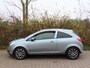 Opel Corsa 1.2-16V Color Edition