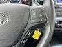 Hyundai i10 1.0i i-Motion Comfort / cruise control / airco (automatisch) / uniek interieur / multimedia-voorbereiding /
