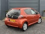 Toyota Aygo 1.0 VVT-i Dynamic Orange 2e Eigenaar,Airco,5 Deurs,N.A.P,Lm velgen,Zeer Zuinig,Nieuwe Apk bij Aflevering