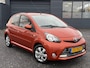 Toyota Aygo 1.0 VVT-i Dynamic Orange 2e Eigenaar,Airco,5 Deurs,N.A.P,Lm velgen,Zeer Zuinig,Nieuwe Apk bij Aflevering