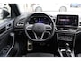Volkswagen T-Roc 1.5 TSI 150pk DSG R-Line | Navigatie | Ergo-stoelen | Camera | Trekhaak Afneembaar