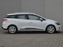 Renault Clio Estate 0.9 TCe Limited Handgeschakeld / Stoelverwarming / Airco / Cruise control / Apple Carplay Android Auto / Navigatie / Keyless Entry/Start / Elektrische ramen voor en achter /