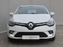 Renault Clio Estate 0.9 TCe Limited Handgeschakeld / Stoelverwarming / Airco / Cruise control / Apple Carplay Android Auto / Navigatie / Keyless Entry/Start / Elektrische ramen voor en achter /