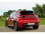 Peugeot 208 1.2 PureTech GT-line | Rouge Elixer | 3D-cockpit/AppleCarplay/LED/Camera/NAV - Lekker sportief!