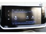 Peugeot 2008 1.2 PureTech Allure Pack | Automaat | Navi by app | Camera | 3D Instrumentenpaneel | Apple carplay | All season | 70.000km |