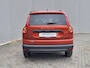 Dacia Jogger 1.6 Hybrid 140 Extreme 7p. Automaat / 7- persoons / Pack Assist / Achteruitrijcamera / Verwarmde voorstoelen / Automatische airco