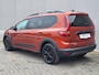 Dacia Jogger 1.6 Hybrid 140 Extreme 7p. Automaat / 7- persoons / Pack Assist / Achteruitrijcamera / Verwarmde voorstoelen / Automatische airco