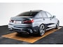 BMW 3-Serie M340i xDrive High Executive Panoramadak - Head up - Elektrisch verstelbare/verwarmde stoelen - Comfort Access - Active Guard Plus - Driving Assistant Professional - Ambiance verlichting - Hifi -