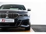 BMW 3-Serie M340i xDrive High Executive Panoramadak - Head up - Elektrisch verstelbare/verwarmde stoelen - Comfort Access - Active Guard Plus - Driving Assistant Professional - Ambiance verlichting - Hifi -