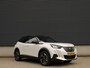 Peugeot e-2008 I GT EV 50kWh 136pk | 3-Fase | Camera | Keyless Entry | Navigatie | Stoelverwarming | 3D Cockpit | Dode-hoek Bewaking