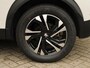 Peugeot e-2008 I GT EV 50kWh 136pk | 3-Fase | Camera | Keyless Entry | Navigatie | Stoelverwarming | 3D Cockpit | Dode-hoek Bewaking