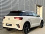 Volkswagen T-Roc 1.5 TSI 150PK DSG R-Line / Black Style / Massagestoel / IQ Light / Digital Cockpit Pro / Travel Assist  /  Achteruitrijcamera / Stuur & Stoelverwarming / VW