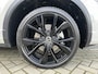 Volkswagen T-Roc 1.5 TSI 150PK DSG R-Line / Black Style / Massagestoel / IQ Light / Digital Cockpit Pro / Travel Assist  /  Achteruitrijcamera / Stuur & Stoelverwarming / VW