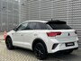 Volkswagen T-Roc 1.5 TSI 150PK DSG R-Line / Black Style / Massagestoel / IQ Light / Digital Cockpit Pro / Travel Assist  /  Achteruitrijcamera / Stuur & Stoelverwarming / VW