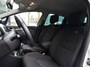 Renault Clio 1.2 TCe 120 Limited / DEALER ONDERHOUDEN / NAVI / PDC A / PRIVACY GLASS / BLUETOOTH / DAB / RADIO / KEYLESS / CRUISE / ARMSTEUN / 16'' LMV