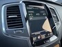 Volvo XC90 Plug-in Hybrid T8 AWD Inscription | Panoramadak | Lederen bekleding | Harman Kardon audio | Stoel- en stuurwielverwarming | Dodehoekdetectie | 360 Camera | Kinderzitjes | Donker getint glas | 7 zitplaatsen | 4 zone climate control |