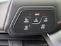 CUPRA Born Business 62 kWh | Achteruitrijcamera | Adaptieve cruise control | Voorklimatisering | Stuurwielverwarming | CarPlay | Navigatie |