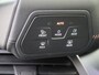 CUPRA Born Business 62 kWh | Achteruitrijcamera | Adaptieve cruise control | Voorklimatisering | Stuurwielverwarming | CarPlay | Navigatie |