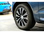 Volvo XC60 2.0 T6 AWD 250kW/340pk Aut8 Recharge Inscription Excl. Facelift! HARMAN/KARDON + PANORAMADAK + EL.TREKHAAK + VOORRUITVERWARMING + ADAPT.CRUISE + STOEL-&STUURVERWARMING + CAMERA + PD-GLASS + GOOGLE DASH + KEYLESS ENTRY&GO + PARKSENSOREN + 19" LM-VELGEN!!