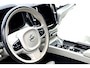 Volvo XC60 2.0 T6 AWD 250kW/340pk Aut8 Recharge Inscription Excl. Facelift! HARMAN/KARDON + PANORAMADAK + EL.TREKHAAK + VOORRUITVERWARMING + ADAPT.CRUISE + STOEL-&STUURVERWARMING + CAMERA + PD-GLASS + GOOGLE DASH + KEYLESS ENTRY&GO + PARKSENSOREN + 19" LM-VELGEN!!