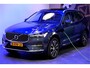 Volvo XC60 2.0 T6 AWD 250kW/340pk Aut8 Recharge Inscription Excl. Facelift! HARMAN/KARDON + PANORAMADAK + EL.TREKHAAK + VOORRUITVERWARMING + ADAPT.CRUISE + STOEL-&STUURVERWARMING + CAMERA + PD-GLASS + GOOGLE DASH + KEYLESS ENTRY&GO + PARKSENSOREN + 19" LM-VELGEN!!